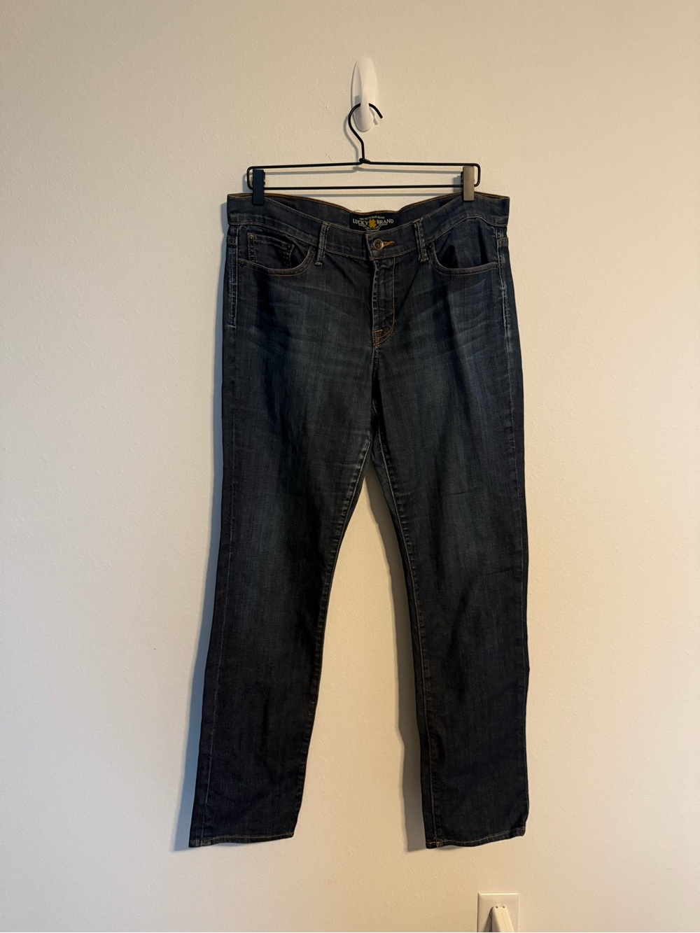 Lucky Brand Women Straight-Leg Jeans in Dark Indigo Wash